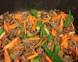 オクラと人参の牛肉炒め作り方7写真
