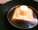 朝ごはんに!トーストとハートの目玉焼き♡作り方4写真