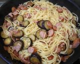 簡単！なすとウィンナー☆めんつゆパスタ作り方7写真