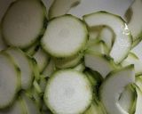 ズッキーニのチーズのせ。作り方1写真
