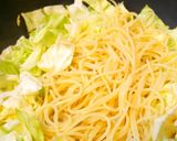 キャベツとベーコンのペペロンチーノ作り方5写真