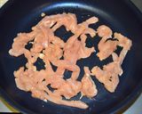 【減塩】鶏胸肉のバターぽん炒めしそ風味♪作り方4写真