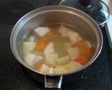 炒めて根菜♥♡すいとん味噌汁作り方2写真