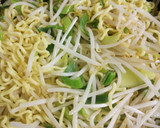 簡単、もやしたっぷり塩焼きそば作り方2写真