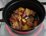 さつま芋とスペアリブ✿和梨りんごの照り煮作り方5写真