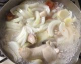 夕食にもう一品★鶏手羽元と梅干しの煮込み作り方3写真