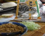 スーパーのピザで納豆ピザ。作り方2写真