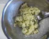 バジル風味のポテトとアボカドのサラダ作り方4写真