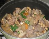 麺つゆで簡単★豚肉と根菜の煮物作り方9写真