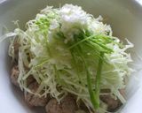 千切りキャベツと肉団子のラーメン作り方8写真