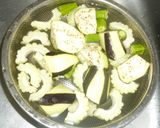 パパの白ゴーヤーチャンプル作り方1写真