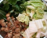 秋冬野菜たっぷりヘルシー蓮根鶏団子鍋作り方4写真
