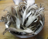 鶏とキノコのゆず胡椒炒め作り方2写真