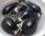 茶せんナスと鶏肉のあんかけ煮作り方2写真