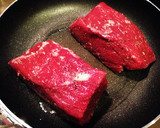 とっても簡単！失敗ナシのローストビーフ★作り方1写真