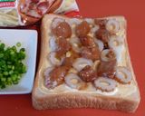 ◆焼き鳥缶と竹輪のマヨチーズトースト◆作り方1写真