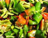 鰹節たっぷり！万願寺唐辛子の塩麹炒め作り方2写真