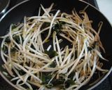 やさしい味～もやしとわかめの中華すうぷ♪作り方1写真