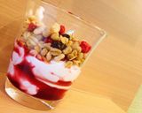 朝食に♡簡単グラノーラヨーグルトパフェ作り方4写真