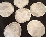 餃子の皮でパリパリ甘辛せんべい✩作り方1写真