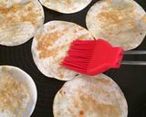 餃子の皮でパリパリ甘辛せんべい✩作り方2写真
