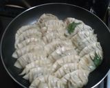 コツは焼き方！シンプル餃子～♪作り方5写真