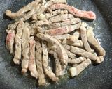 ベフストローガナフ作り方1写真