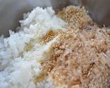 おかかおにぎり❤こっそり昆布茶とチーズ❤作り方1写真