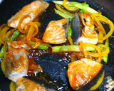 簡単！鮭とアスパラの彩りさっぱり炒め作り方6写真