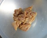 キノコとチキンのスパイシーなクリーム煮作り方1写真
