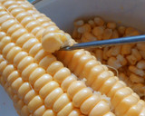きれいな粒のとうもろこしご飯作り方1写真