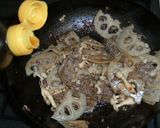 れんこんと牛肉のオイスターしょうゆ炒め作り方7写真