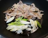 お弁当に☆塩麹豚肉とネギのソテー作り方2写真
