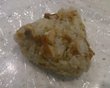 焼鮭の残りで☆てんかすと鮭のおにぎり☆作り方5写真