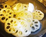 余った餃子の具でレンコンはさみ焼き作り方1写真