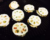 余った餃子の具でレンコンはさみ焼き作り方3写真
