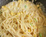 簡単、たっぷりコーンパスタの玉子のせ作り方2写真