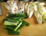 ほっこり美味しい♪ゴボウと鶏団子の汁椀作り方1写真