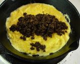 牛肉そぼろでオムレツ作り方1写真