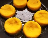 おやつやお弁当に☆簡単！かぼちゃ芋餅作り方3写真
