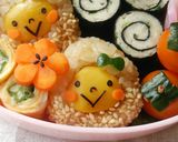 秋キャラ弁♪栗ご飯おにぎりと柿トマト作り方6写真
