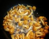 シンプルなのにご飯に合うナメコ味噌炒め作り方1写真
