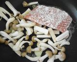 鮭ときのこのバターソテー作り方2写真