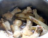 手羽元とごぼうの煮込み作り方4写真