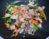 ★彡 ベーコンともやしで洋風玉子丼 ★彡作り方1写真