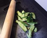 たたきキュウリとパクチーのサラダ作り方3写真
