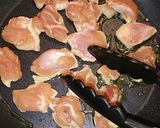 フライパン１つ！鶏肉ときのこのクリーム煮作り方4写真