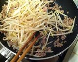 モヤシと豚ひき肉のオイスターソース炒め作り方2写真