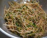 もやしと豆苗で甘辛そぼろナムル風♪作り方5写真