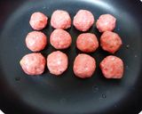 焼いて簡単ヘルシー♪肉団子(●´∀｀●)作り方3写真